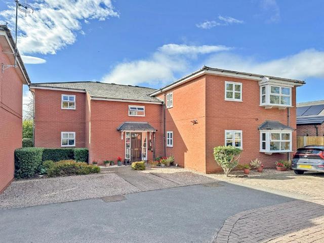 Flat for sale in Great Chatwell, Staffordshire