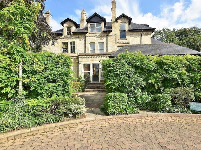 Flat for sale in Georgia, Greater Manchester