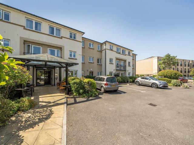 Flat for sale in Golden Valley, Gloucestershire