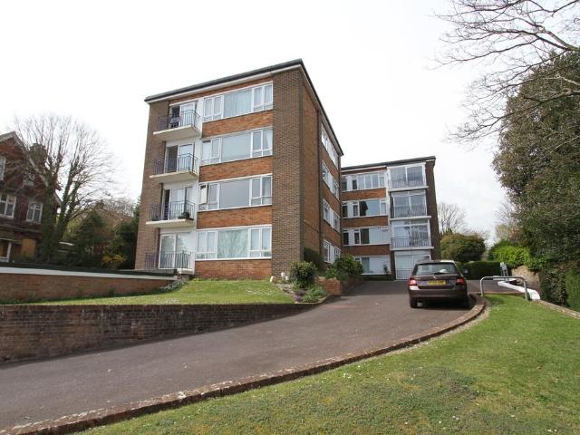 Flat for sale in Eastbourne, Isle Of Man
