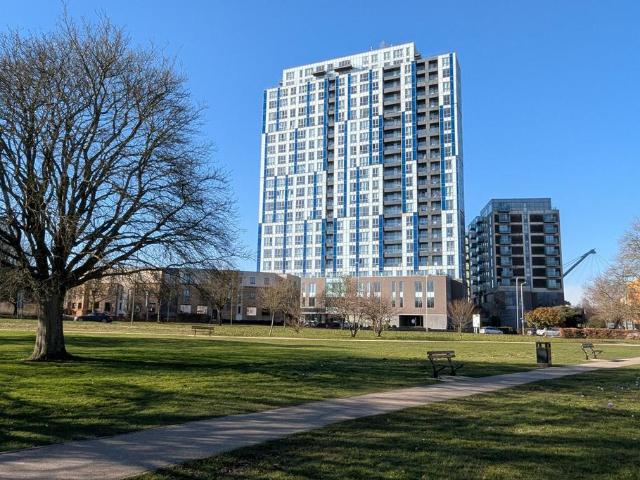Flat for sale in Moorend, Pouchen End