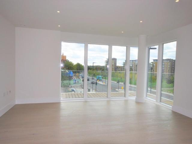 Flat for sale in Kidbrooke, Greater London