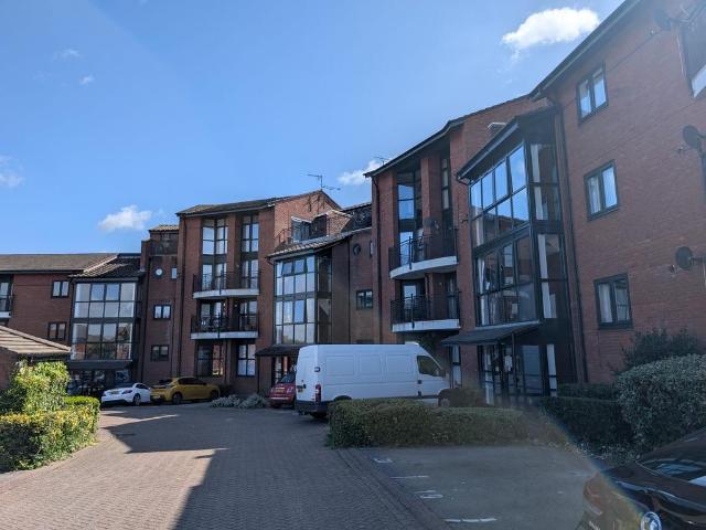 Flat for sale in Birkenhead, Wirral