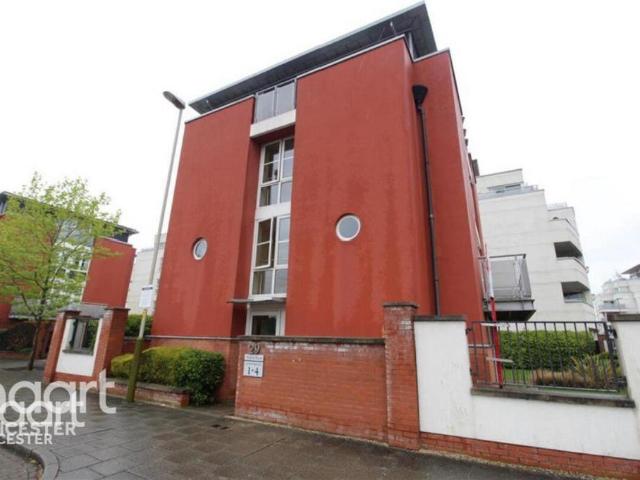 Flat for sale in Old Wharf, City Of Leicester