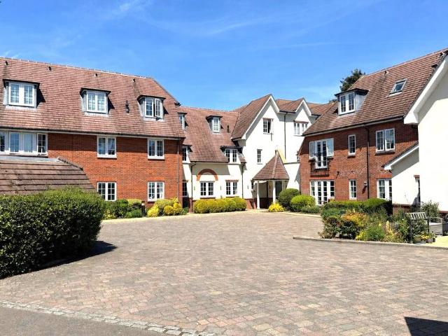 Flat for sale in Blackhills, Surrey