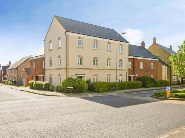 Flat for sale in Chesterton, Evershot