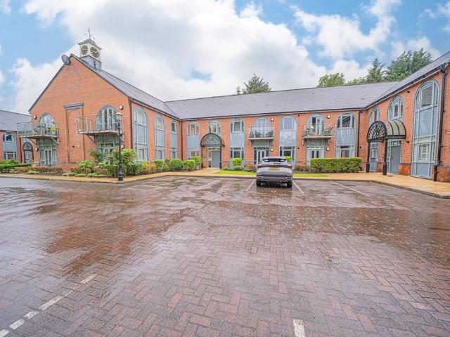 Flat for sale in Hampton In Arden, West Midlands