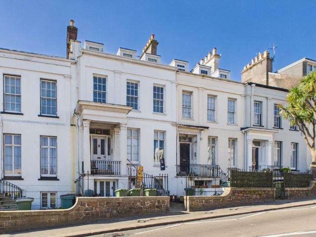 Flat for sale in St Helier, Greater London