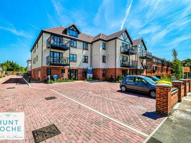 Flat for sale in Milton, Alton Barnes