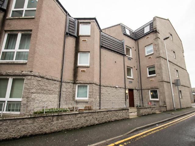 Flat for sale in Ballindoch, Scotland