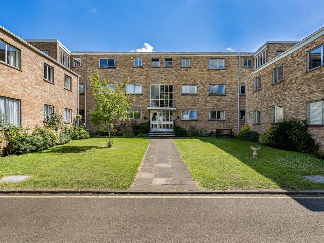 Flat for sale in Gosford, Evershot