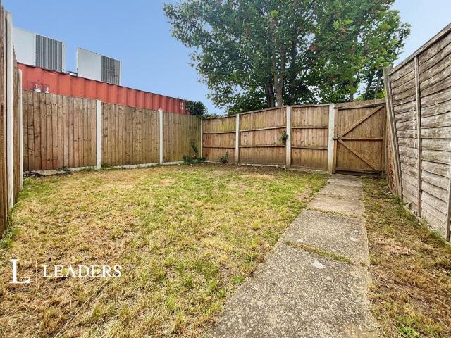Flat for sale in Worthing, West Sussex