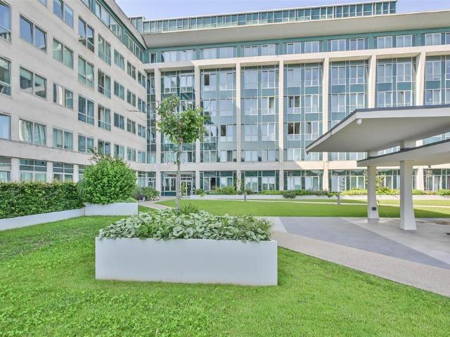 Flat for sale in Navestock Side, Essex