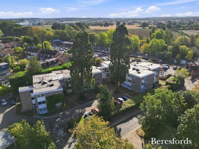 Flat for sale in Ingatestone and Fryerning, Navestock Side