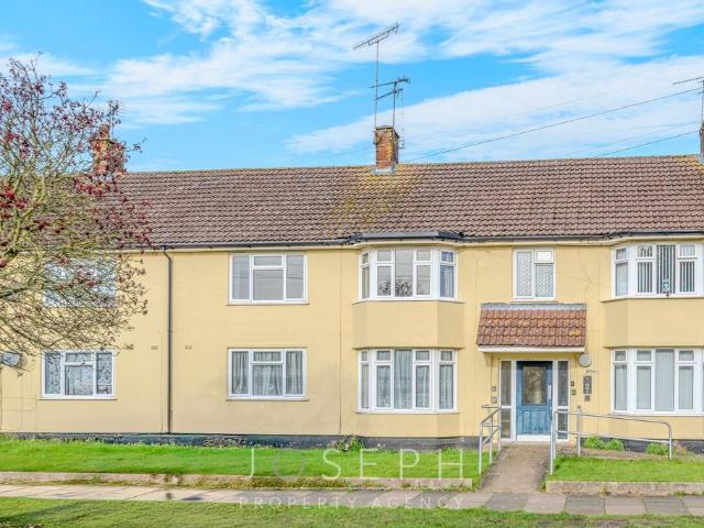 Flat for sale in Maidenhall, Key Street