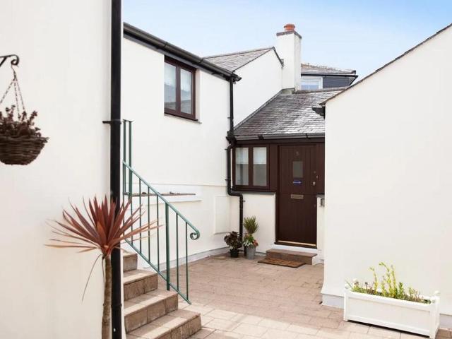 Flat for sale in Falmouth, Isle Of Man