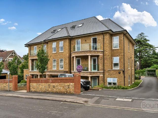 Flat for sale in Charlotteville, Westborough