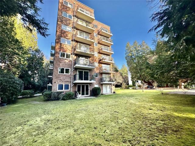 Flat for sale in Branksome Park, Poole