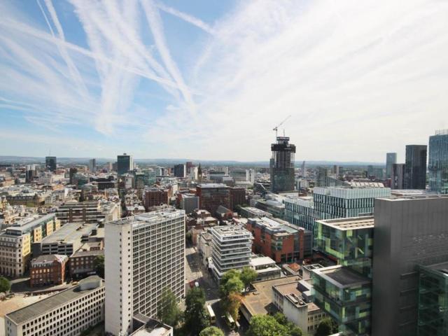 Flat for sale in City Centre, Salford