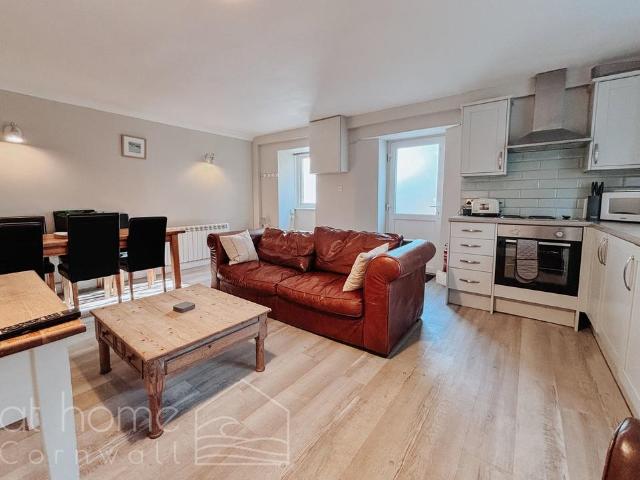 Flat for sale in Goldsithney, Cornwall