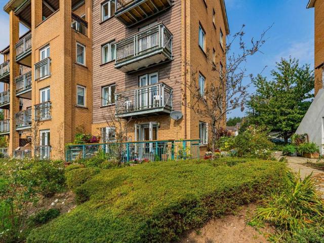Flat for sale in Cardiff International Sports Village, Falcon Lodge