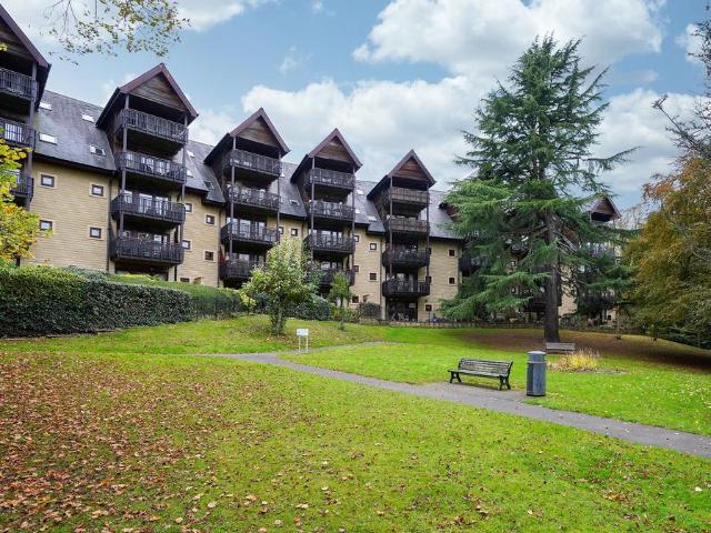 Flat for sale in Banner Cross, Ecclesall