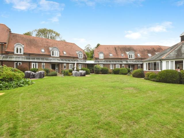 Flat for sale in Coggeshall, Chipping Hill