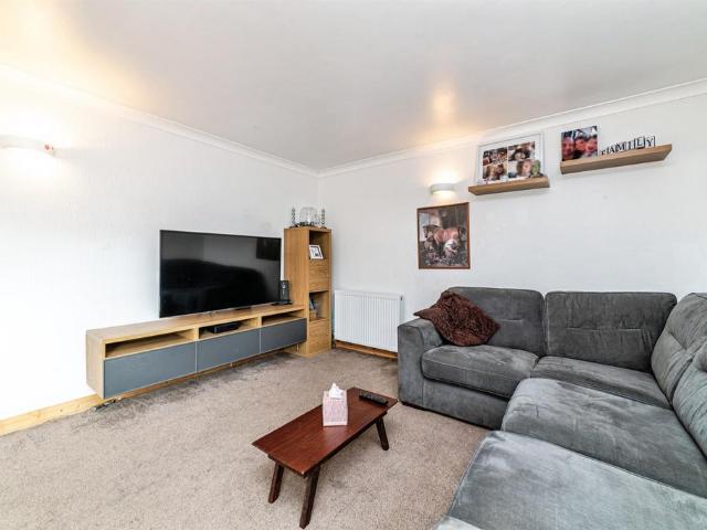 Flat for sale in The Slade, Oxfordshire