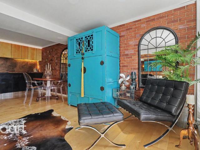 Flat for sale in Richmond Hill, West Yorkshire