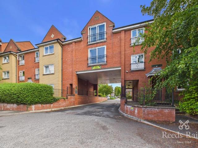 Flat for sale in Georgia, Greater Manchester