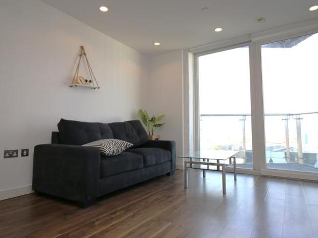 Flat for sale in Salford, Greater Manchester