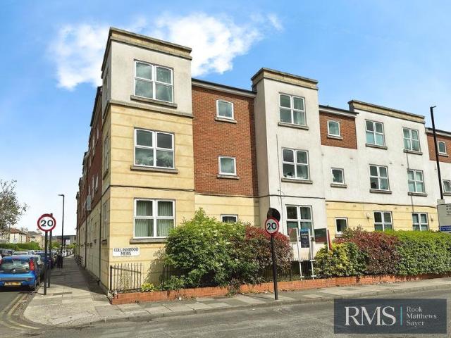 Flat for sale in Gosforth, Tyne And Wear