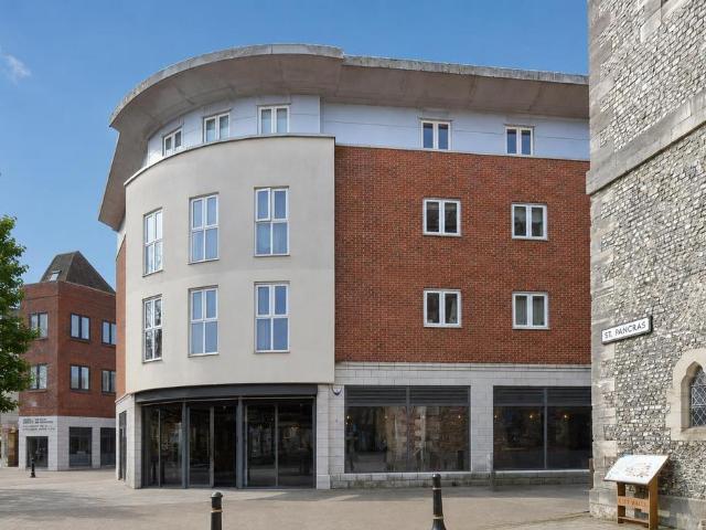 Flat for sale in Chichester, Littlecote