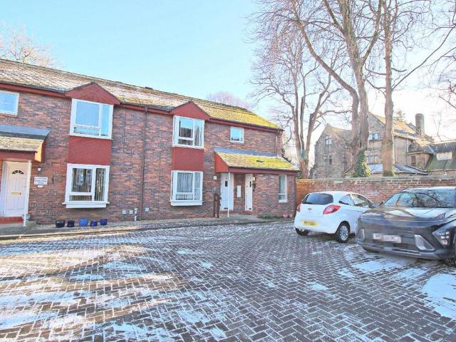 Flat for sale in Sunderland Bridge, Isle Of Man