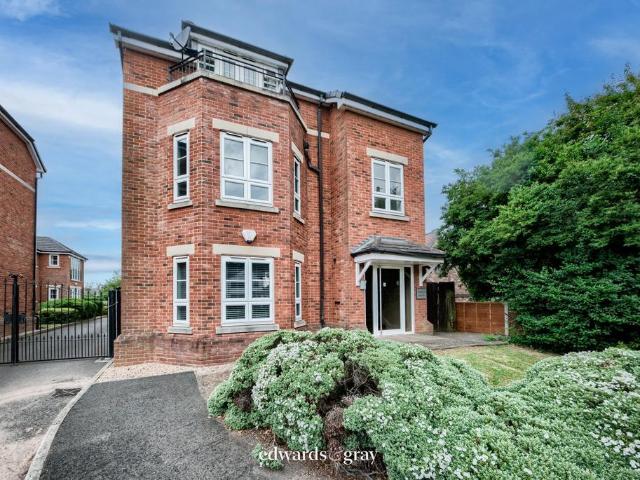 Flat for sale in Hardwick, Streetly
