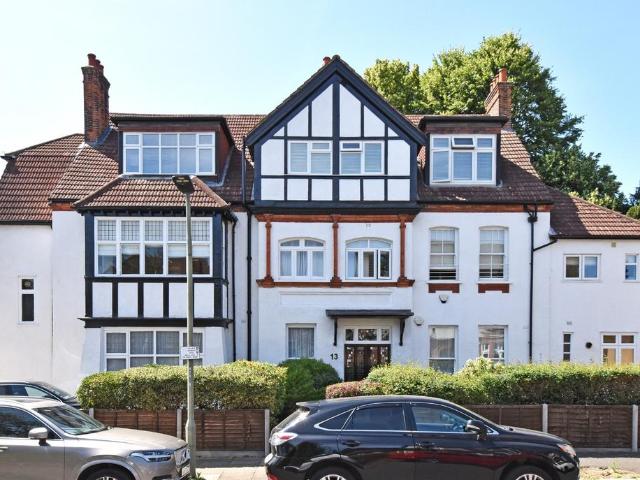 Flat for sale in Widmore, Greater London