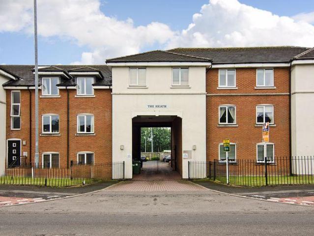 Flat for sale in Heath Hayes and Wimblebury, Chadsmoor