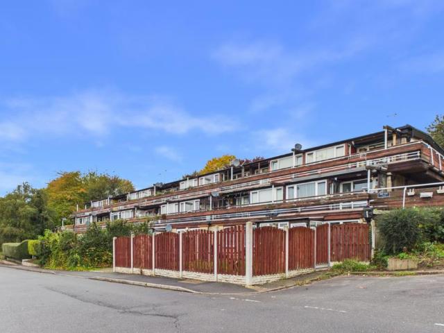 Flat for sale in Upper Heeley, Sheffield
