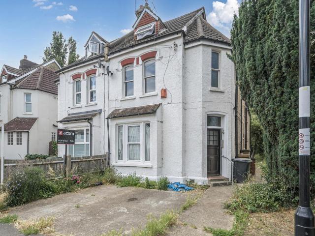 Flat for sale in London Borough of Lewisham, Isle Of Man