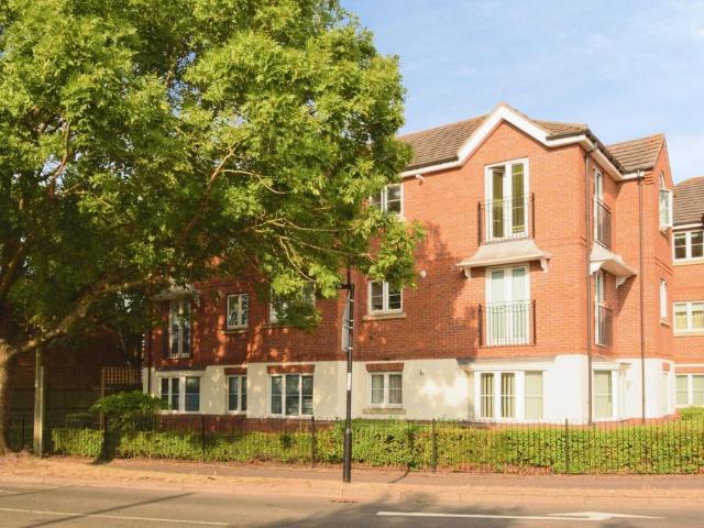 Flat for sale in Binley, West Midlands