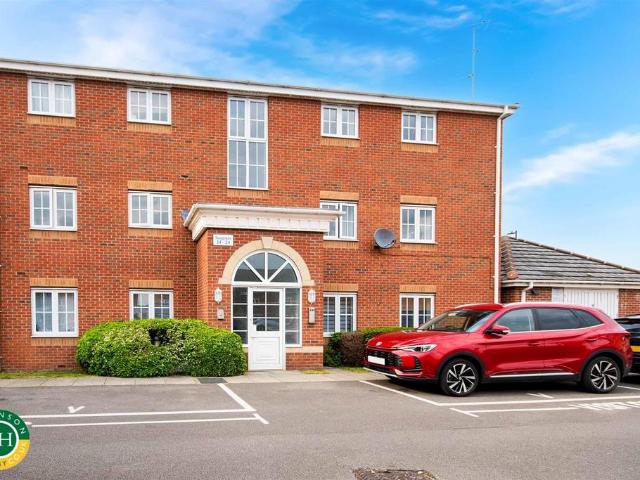 Flat for sale in Armthorpe, Isle Of Man