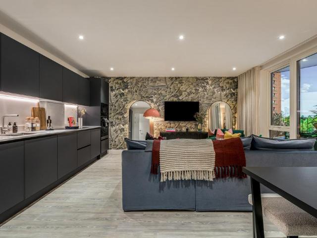 Flat for sale in Dagenham, Isle Of Man