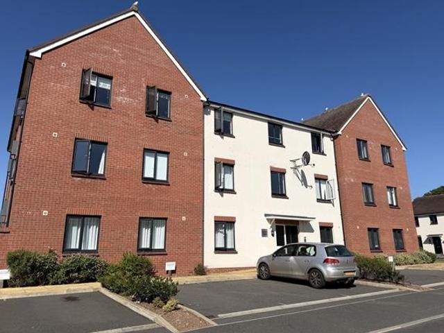 Flat for sale in Littletown, Budlake