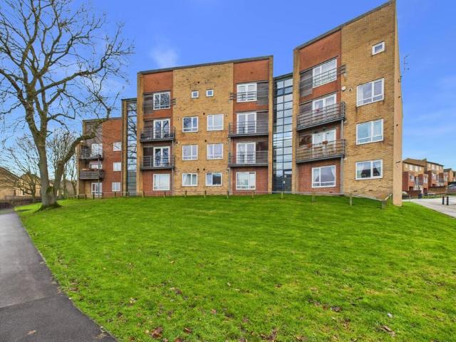 Flat for sale in Norfolk Park, Isle Of Man