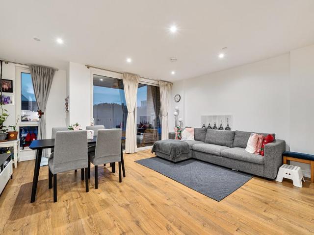 Flat for sale in Dollis Hill, Isle Of Man