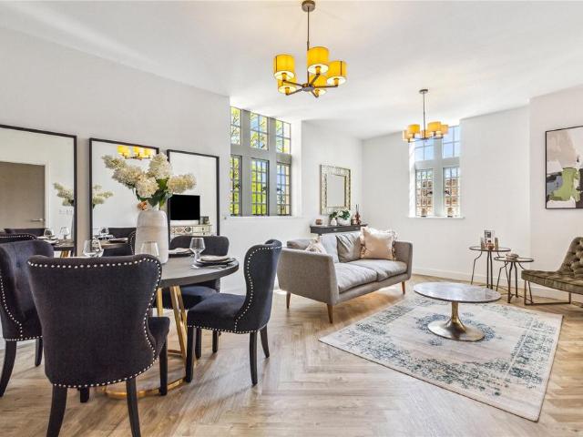 Flat for sale in Springfield Village, Greater London