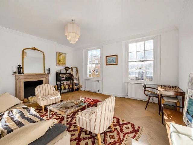 Flat for sale in City of Westminster, Greater London