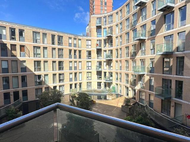 Flat for sale in Digbeth, West Midlands