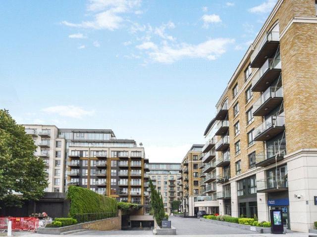 Flat for sale in Hammersmith, Greater London
