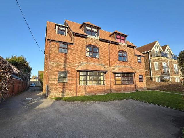 Flat for sale in Milford-on-Sea, Ashurst Bridge